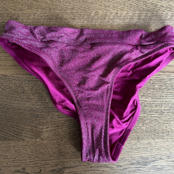 TRIANGL MACIA GRAPE SPARKLE BIKINI SET. - Picture 8 of 11